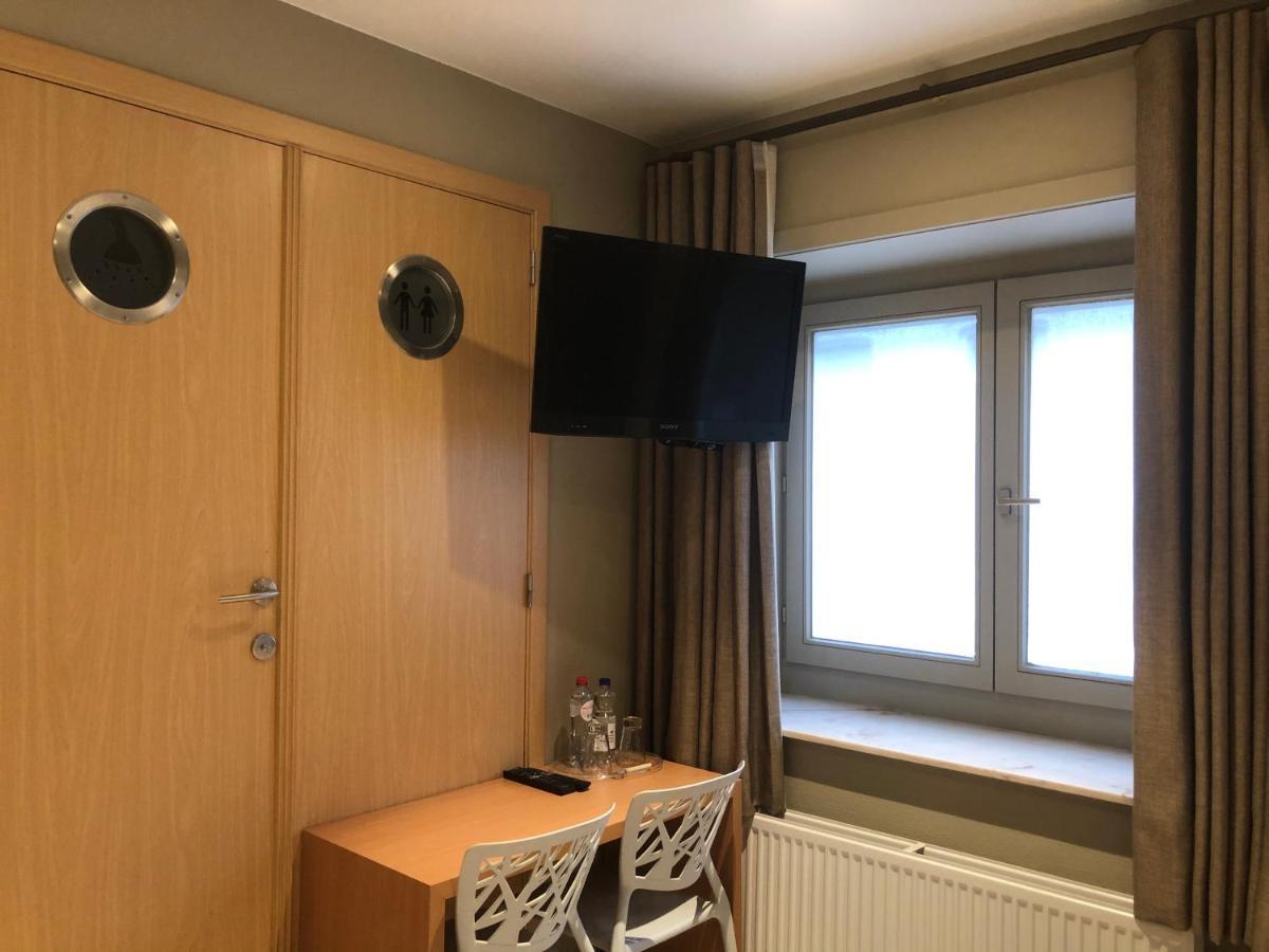 Hotel Duivels Paterke Harelbeeksestraat 29, 8500 Kortrijk Zewnętrze zdjęcie