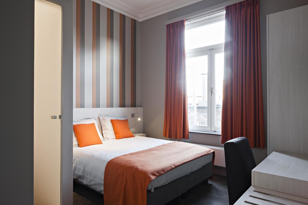 Hotel Duivels Paterke Harelbeeksestraat 29, 8500 Kortrijk Zewnętrze zdjęcie